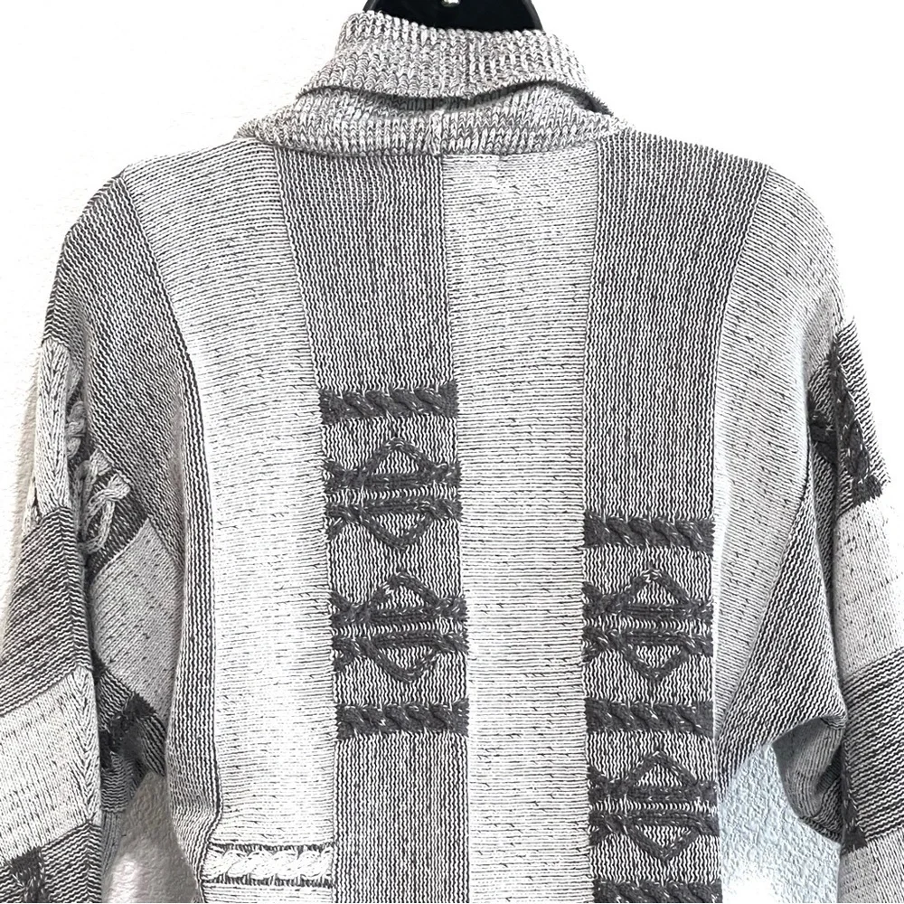 Ecote Urban Outfitter Woman Gray Knit Shawl Snap Button Cardigan Size S